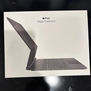 Apple Magic Keyboard for iPad in Black